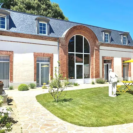 Groseilles - Et Commerces A Proximite